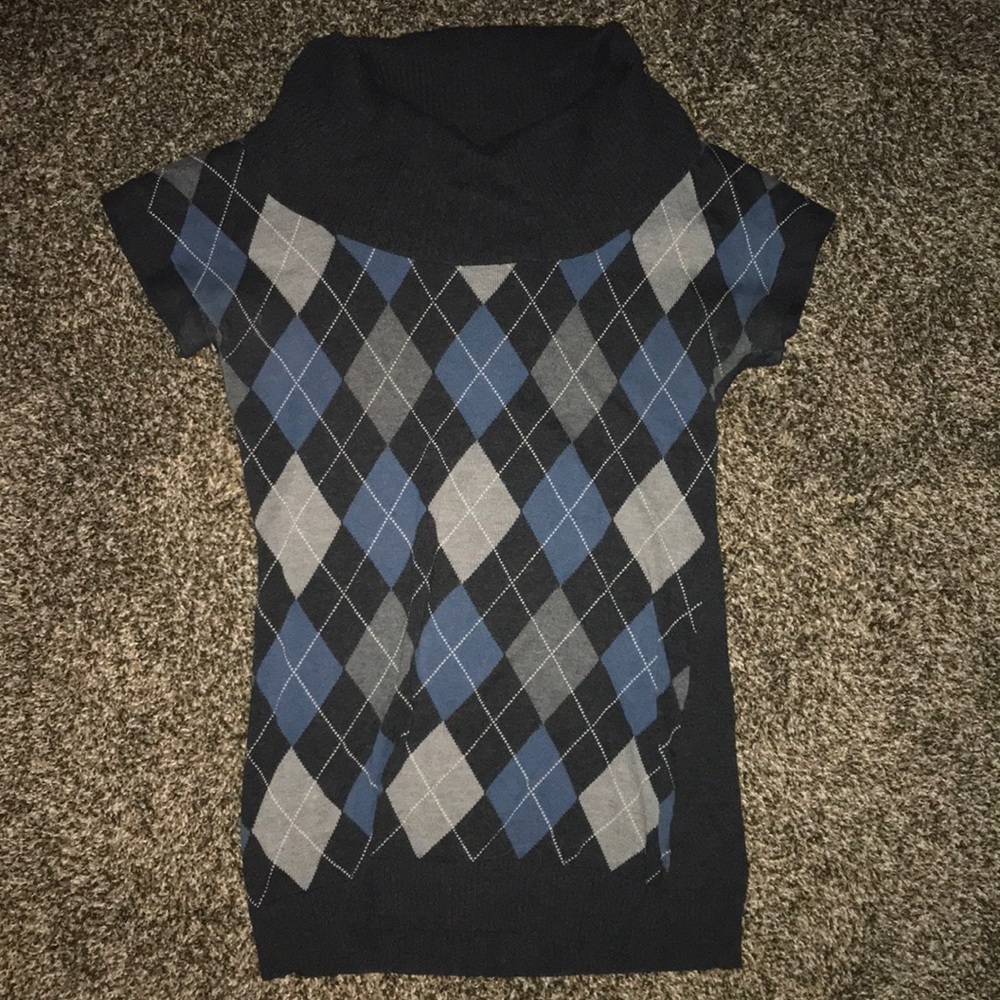 Maurice’s top
